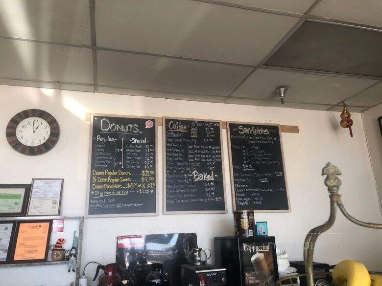 Donut House - San Clemente, CA menu_pic