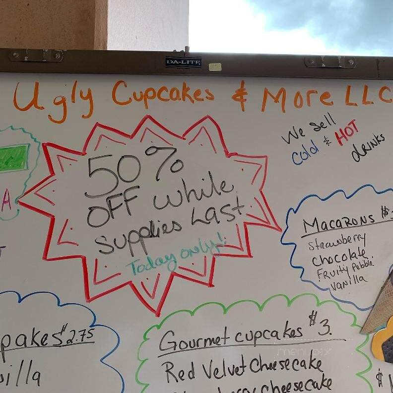 Ugly Cupcakes & More - Waipahu, HI