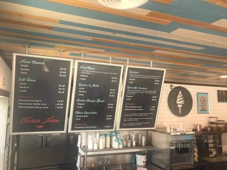 Creemee Ice Cream Parlor - Portland, MI menu_pic