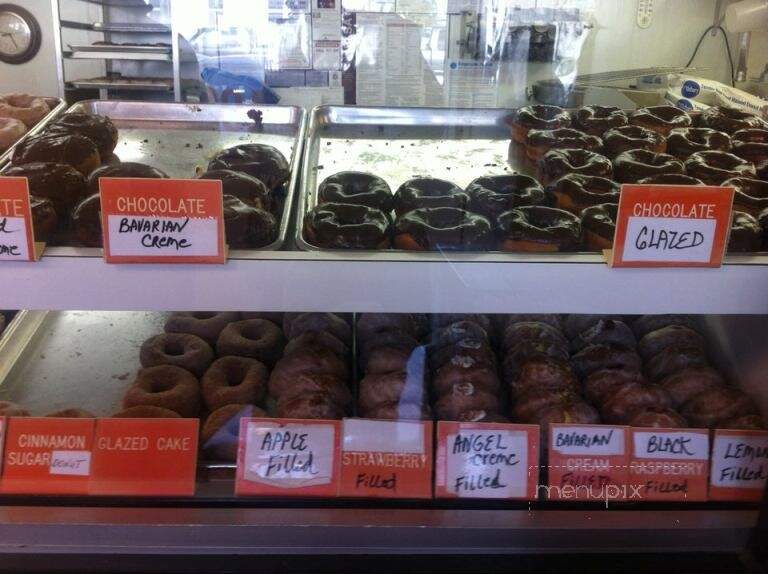 S & B Donuts - South Hill, VA menu_pic