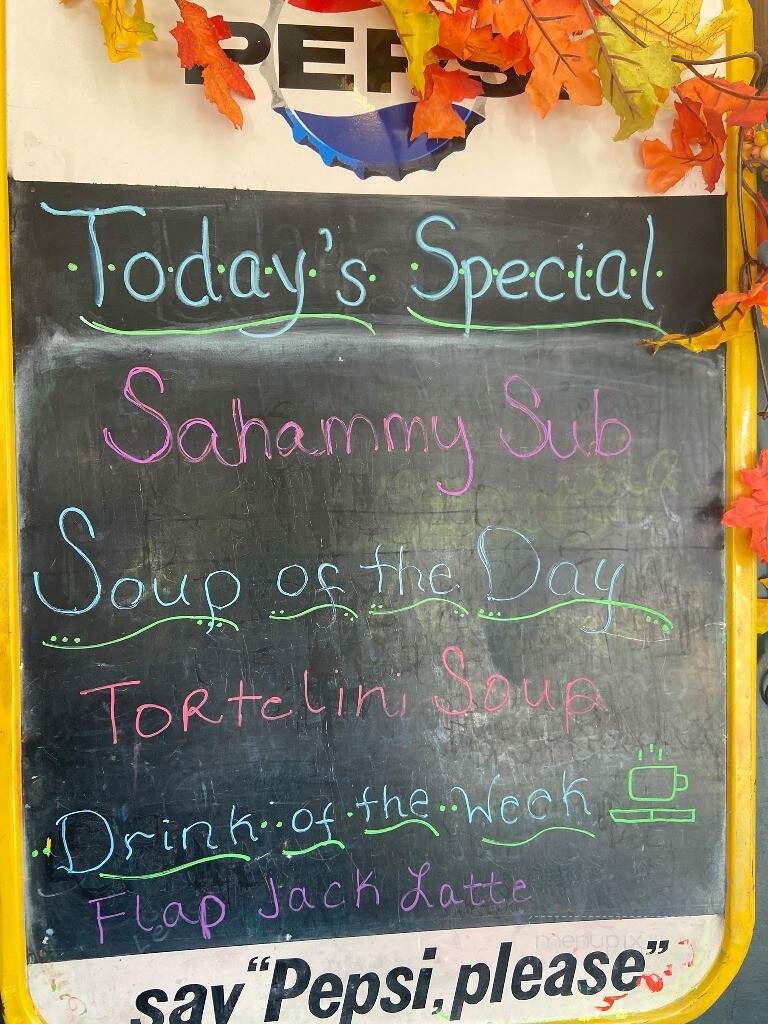 Wildwood Crossing - Etna, CA menu_pic