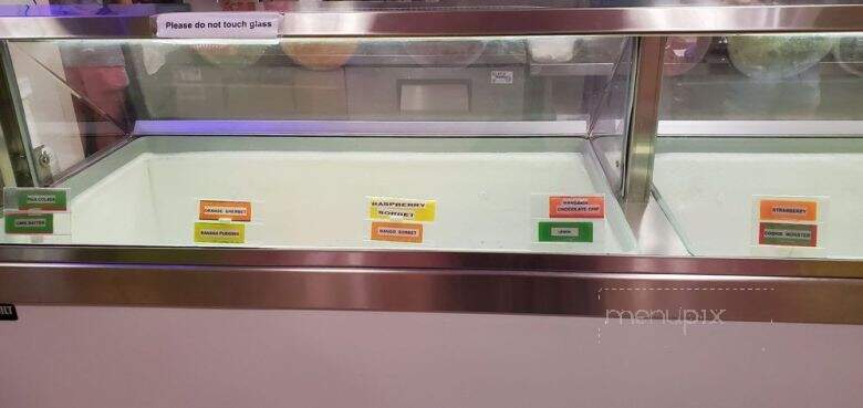 Scoop's Ice Cream Parlor - Kill Devil Hills, NC menu_pic