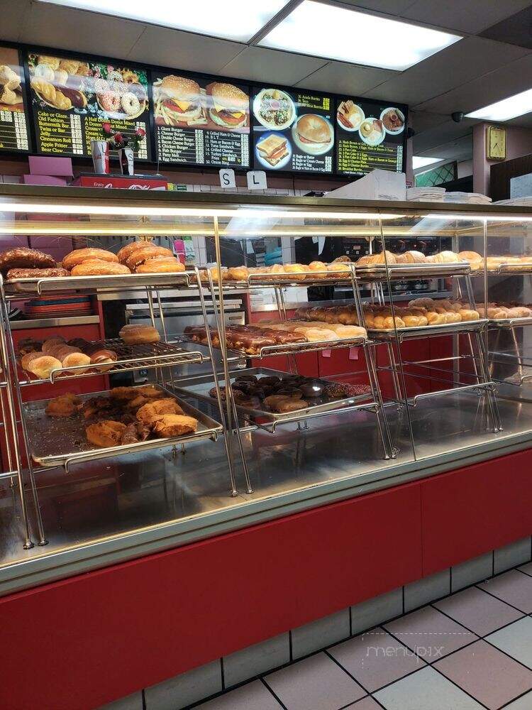 Tastees Donut & Burger - Pasadena, CA menu_pic