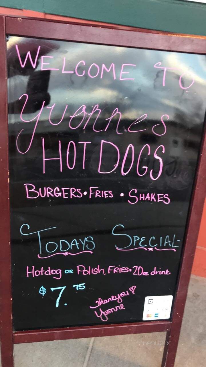Yvonne's Hot Dogs - Fernley, NV menu_pic