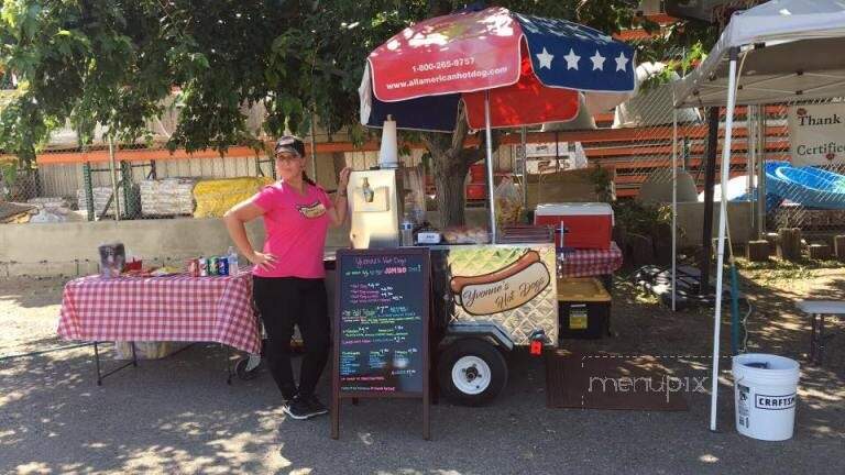 Yvonne's Hot Dogs - Fernley, NV menu_pic