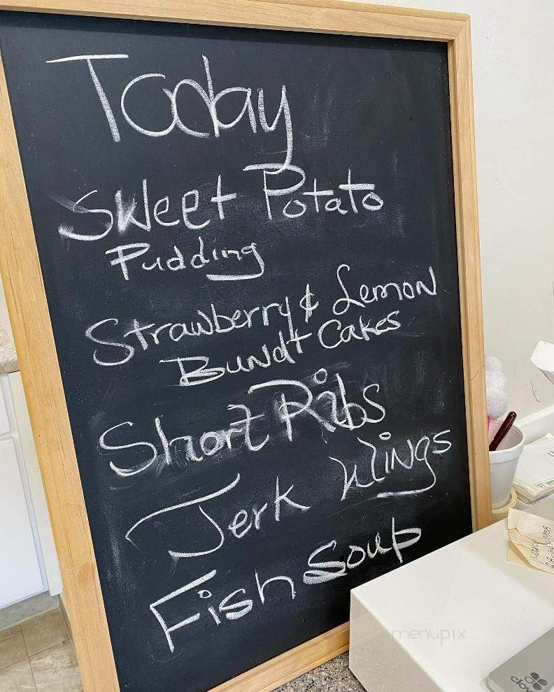 Cupid's Hot Dog - Carlsbad, CA menu_pic