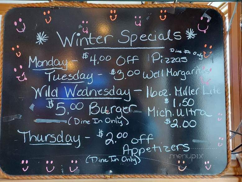 Wild Wings Restaurant & Lounge - Oak Harbor, OH menu_pic