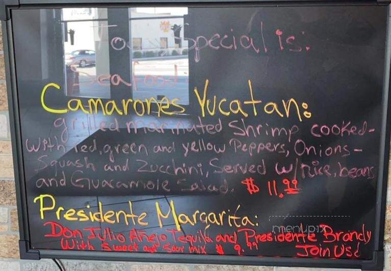 La Fiesta Mexican Restaurant - Arkansas City, KS menu_pic