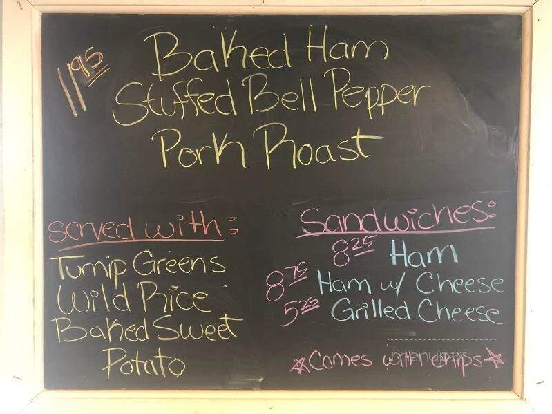 Lea's Lunch Room - Lecompte, LA menu_pic