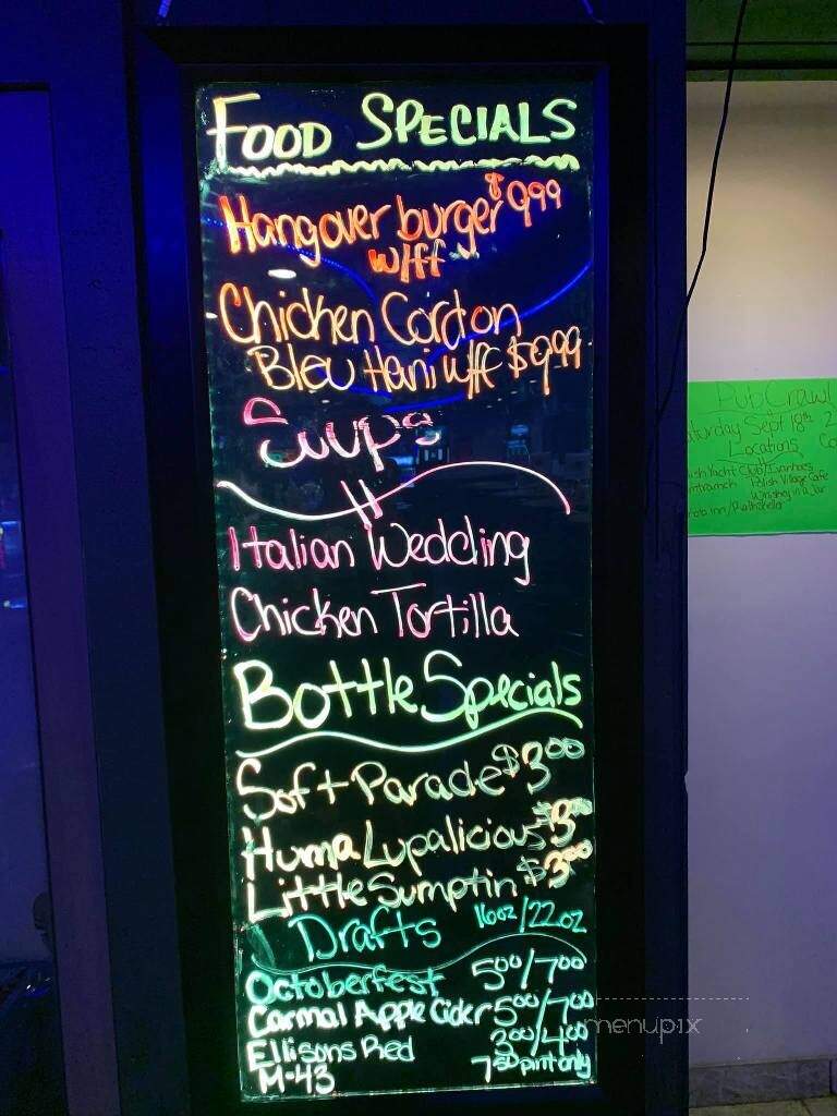 Club 11 - Roseville, MI menu_pic