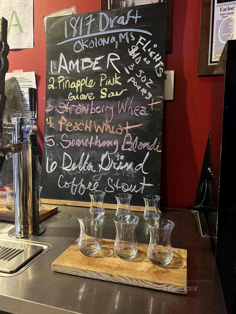 The Neon Pig Cafe and Grocery - Tupelo, MS menu_pic