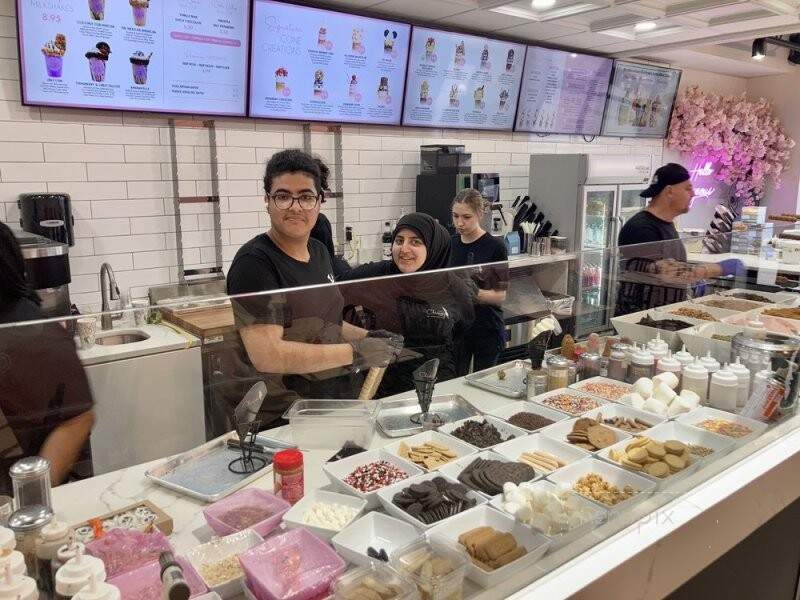House of Chimney Cakes - Dearborn, MI menu_pic
