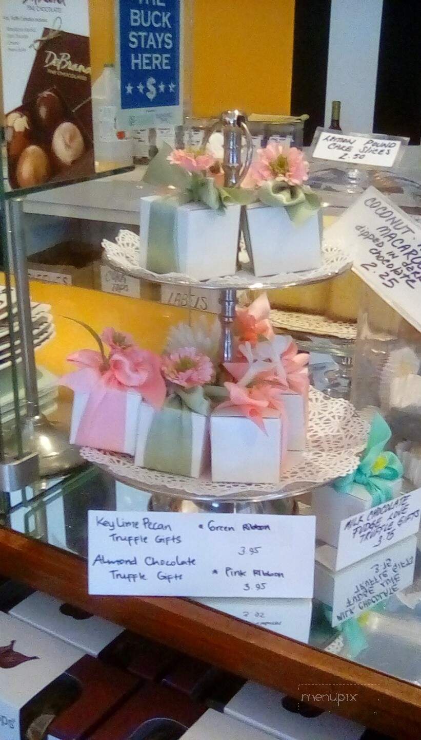 Carried Away Cuisine - Kilmarnock, VA menu_pic