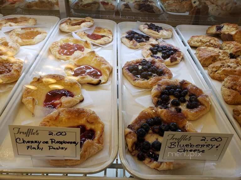 Truffle Cake & Pastry Shoppe - Michigan City, IN
