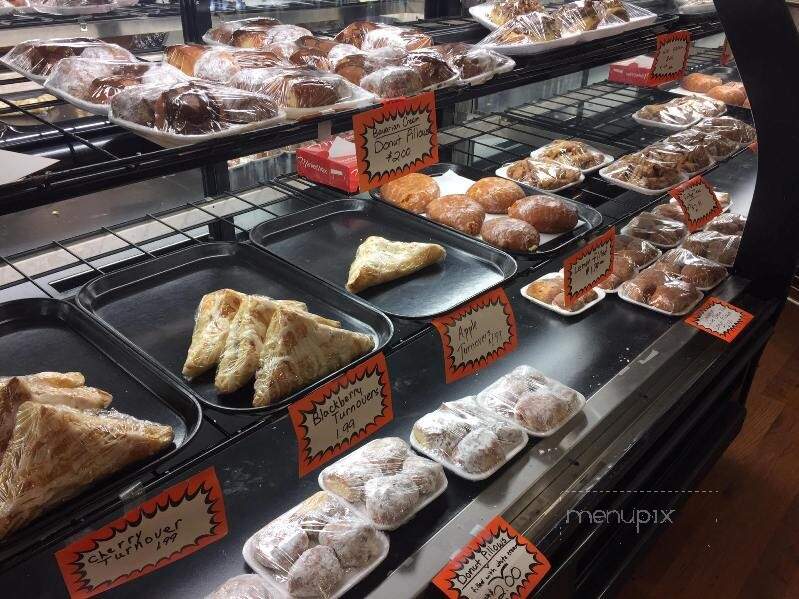 Four Mile Bakery & Gen Store - Jackson, OH