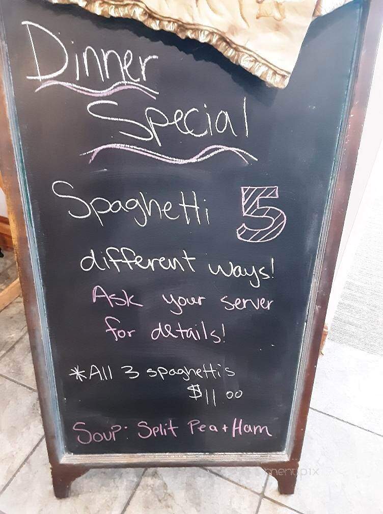 Seagulls Restaurant and Lounge - Gimli, MB menu_pic