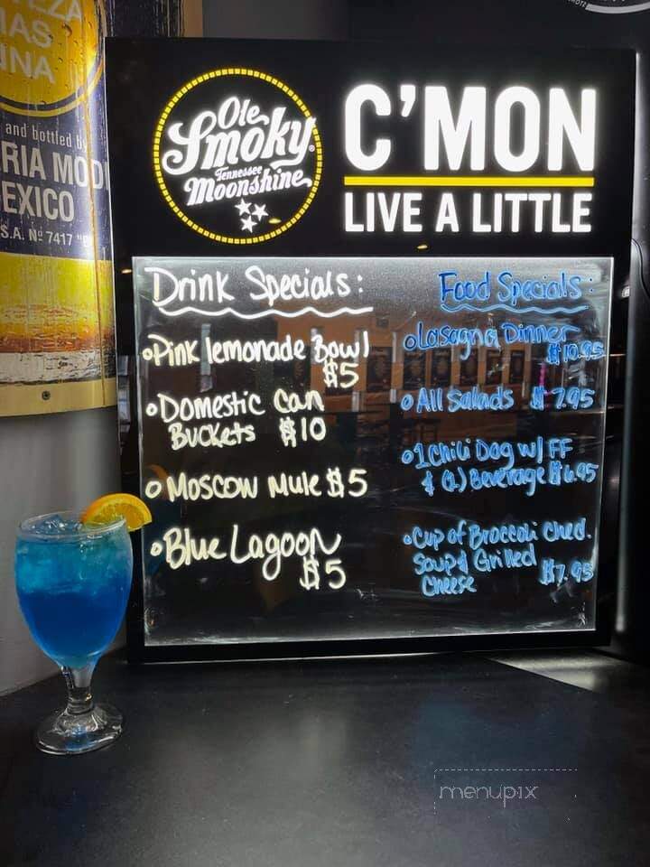 Classic's Restaurant Lounge - Morgantown, WV menu_pic