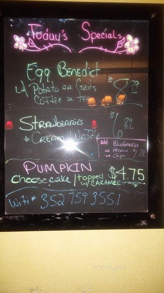 Sparky's Place - Astor, FL menu_pic