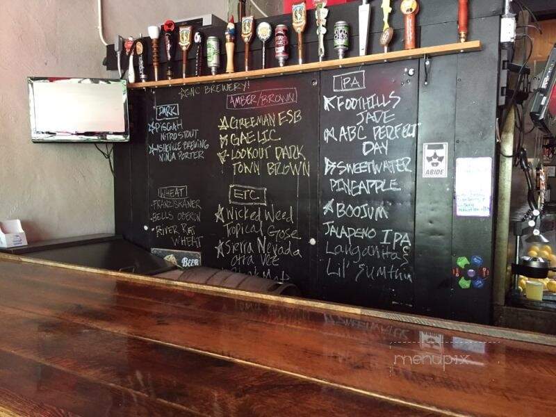The Trailhead Restaurant and Bar - Black Mountain, NC menu_pic
