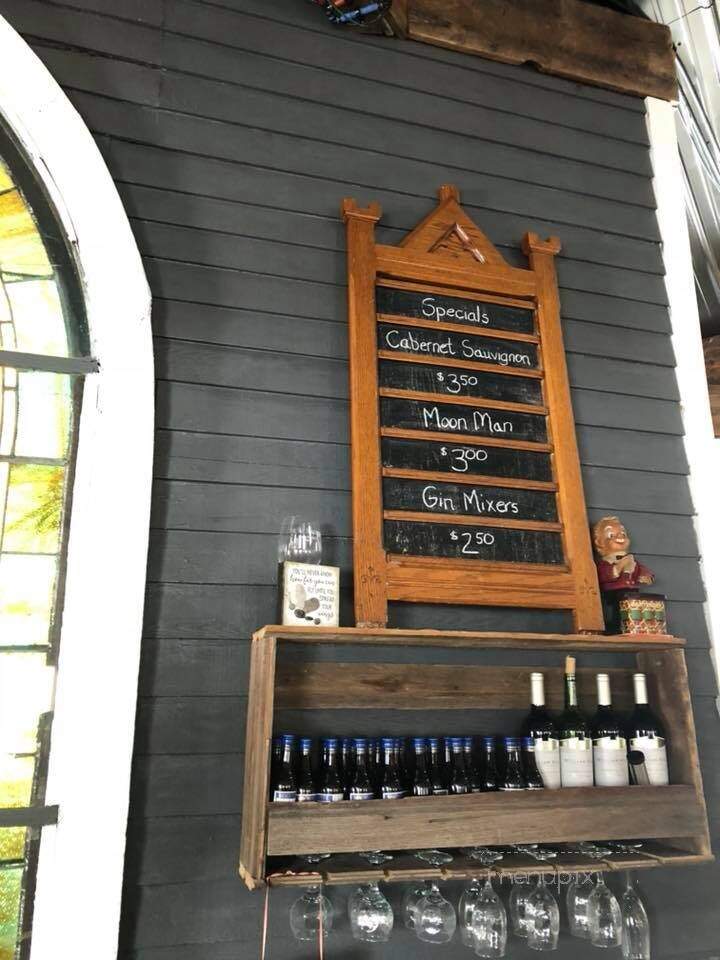 The Old School House - Merrimac, WI menu_pic