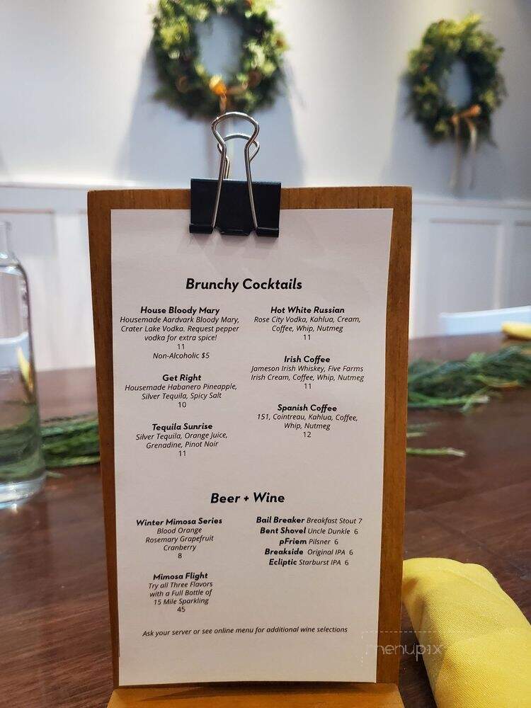 The Hive Social - Oregon City, OR menu_pic