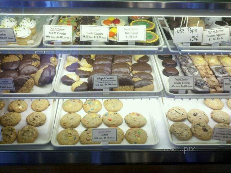 Manderfield's Home Bakery - Menasha, WI menu_pic