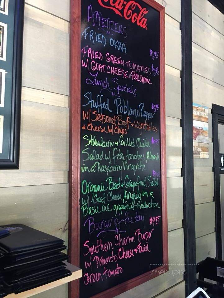 Black Dog Bar and Grill - Hayesville, NC menu_pic