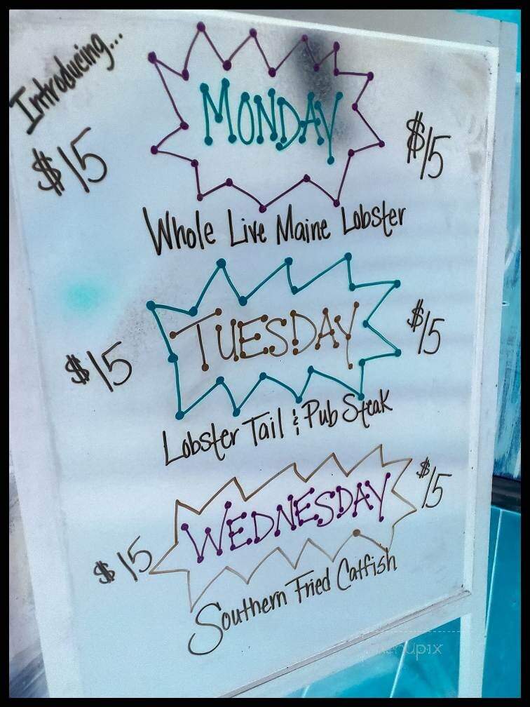 Gettin Crabby At The Crab Barn - Reading, PA menu_pic