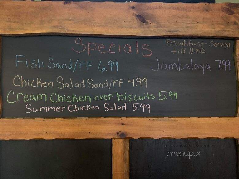 Turn 4 Bar & Grill - Orwell, OH menu_pic