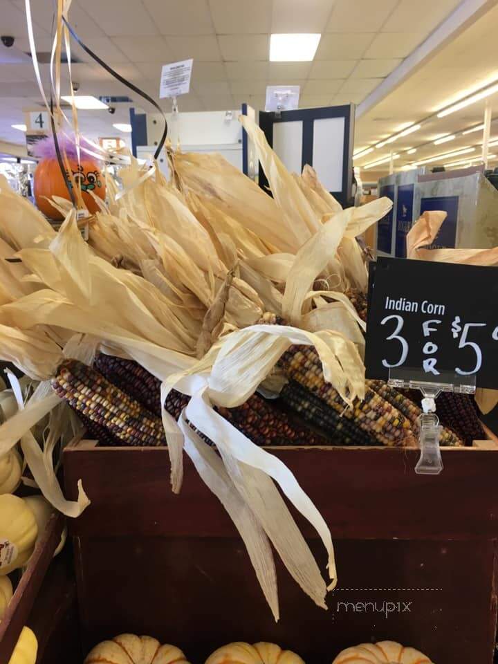 Online Menu of Raley's Deli, Yuba City, CA