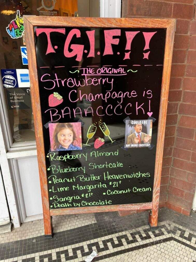 Lil Bit of Heaven Cupcakes - St. Albans, WV menu_pic