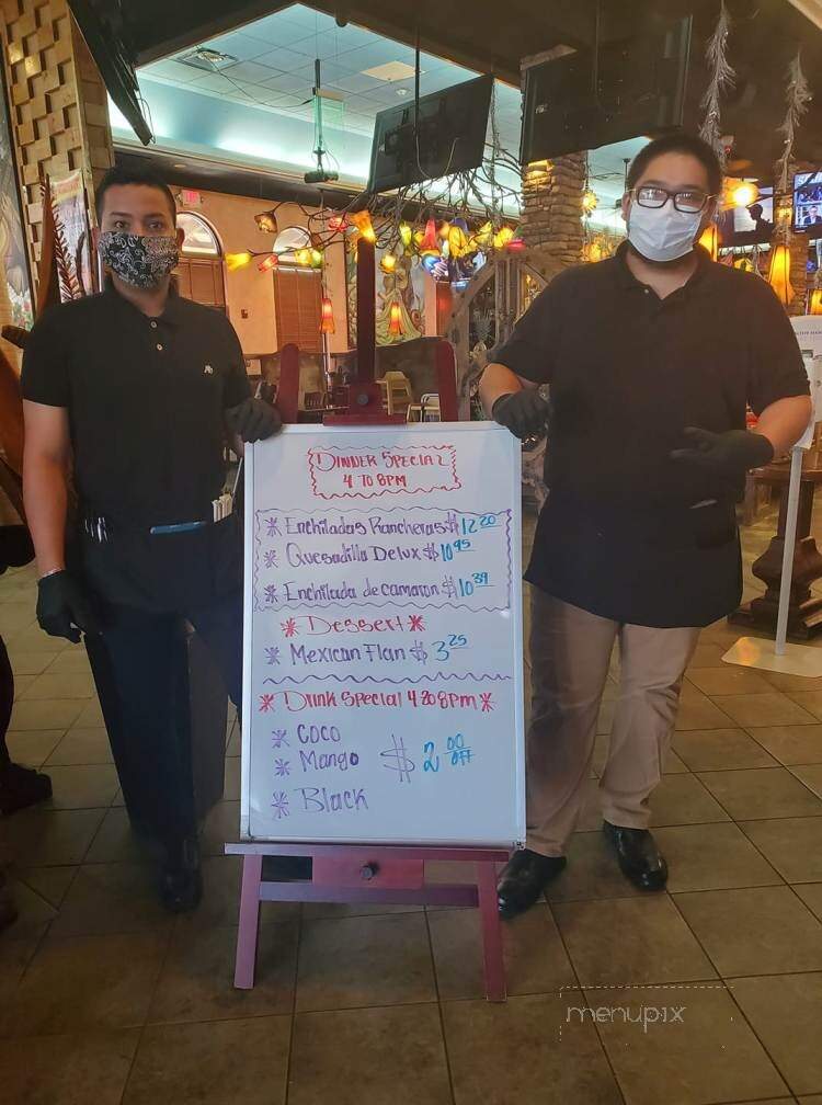 Las Trojas Cantina - Madison, AL menu_pic