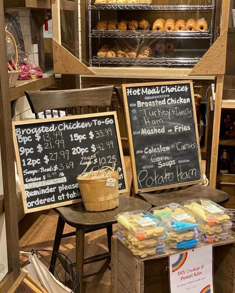 Anna Mae's - Millbank, ON menu_pic