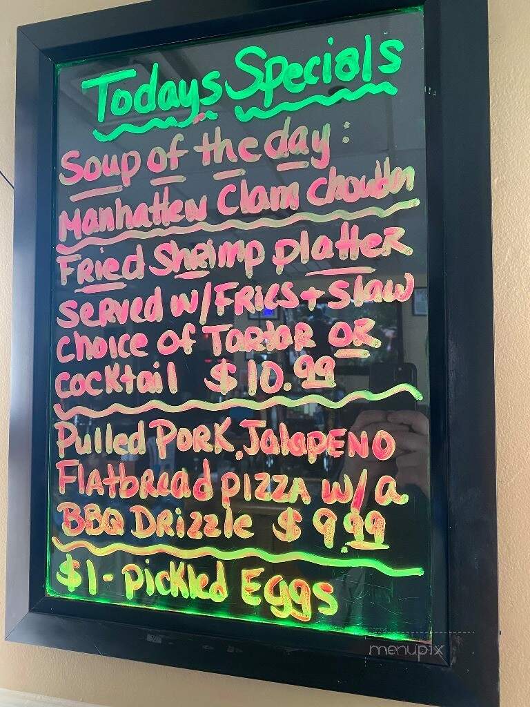 Tailgate Tavern - Altamont, NY