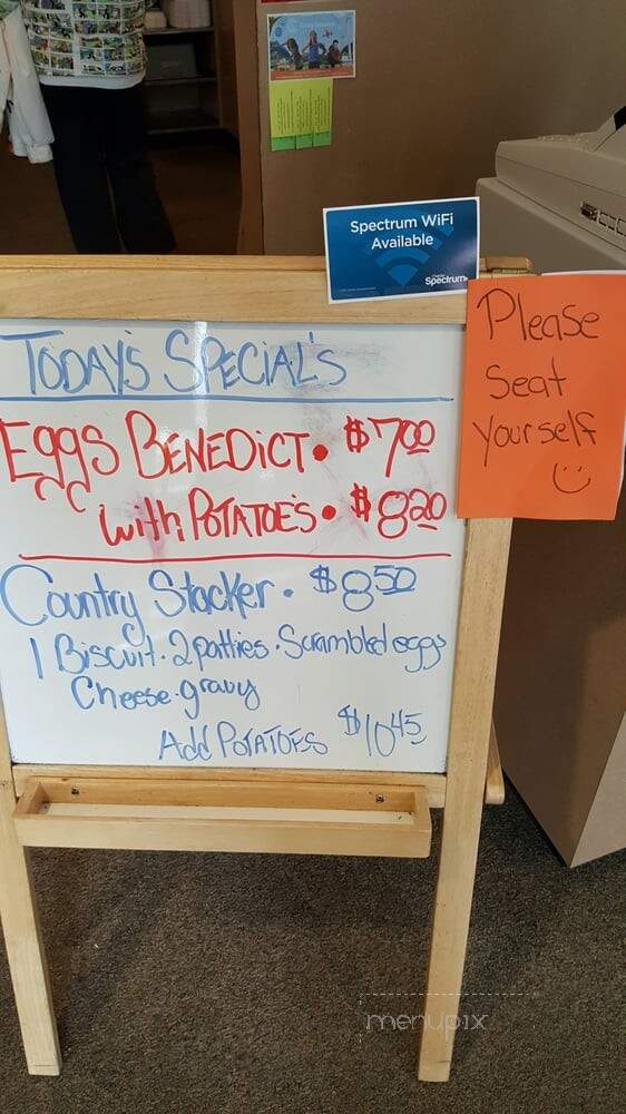 New Beginnings Restaurant - Coopersville, MI menu_pic