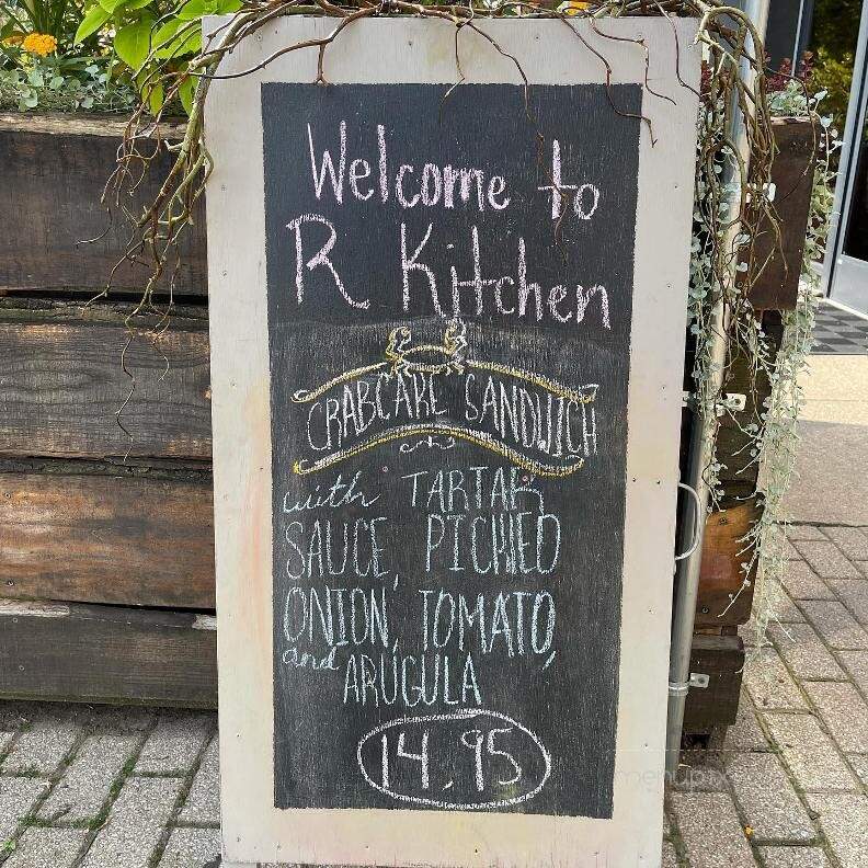 R Kitchen on Paint - Chillicothe, OH menu_pic