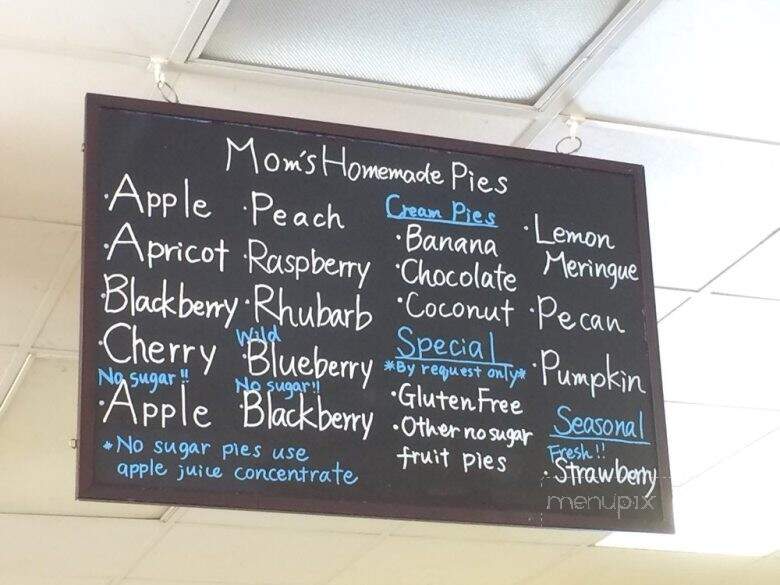 Mom's Apple Pie - Sebastopol, CA