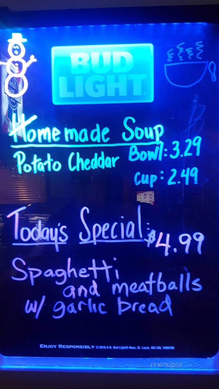 Lucky's Tavern - Findlay, OH menu_pic