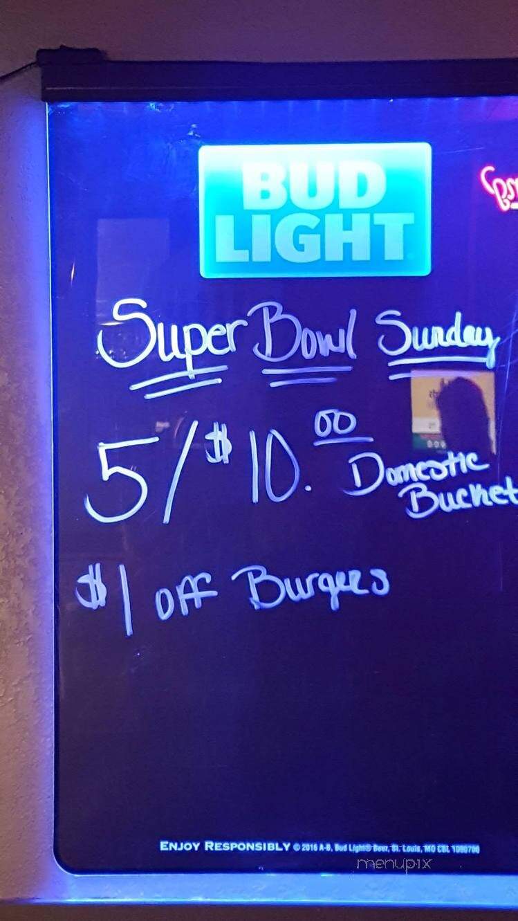 Lucky's Tavern - Findlay, OH menu_pic