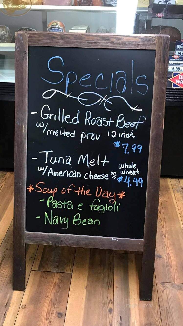 Nixon's General Store - Tabernacle, NJ menu_pic