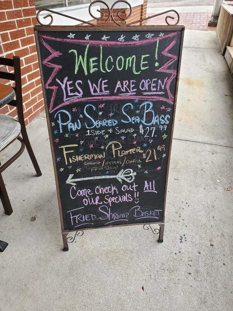 The Stolen Coin - Gainesboro, TN menu_pic