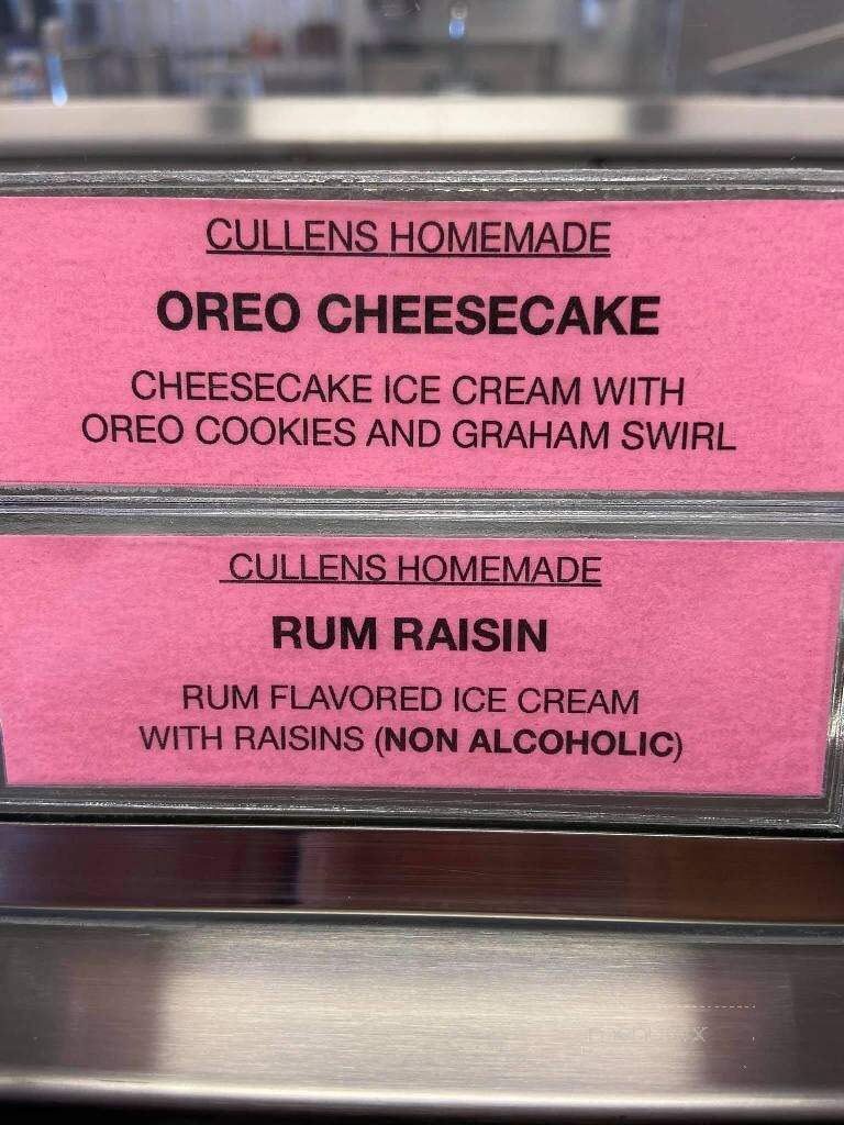 Cullens Ice Cream - Champlin, MN