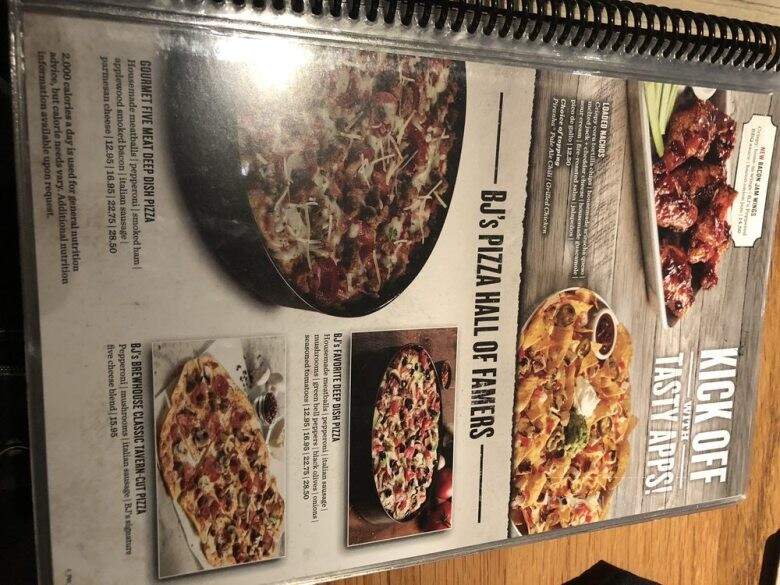 BJ's Restaurant & Brewhouse - Mentor, OH