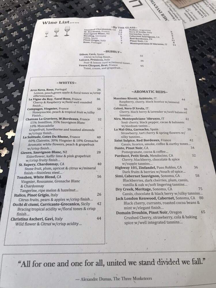 Luxe Kitchen & Lounge - Cleveland, OH