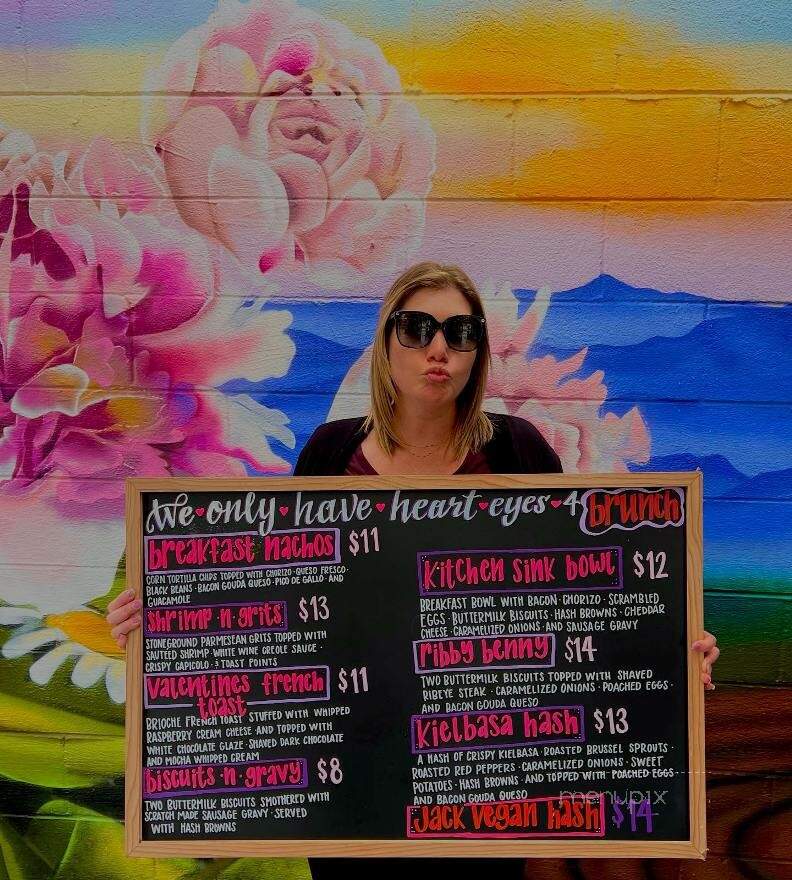 Yellow Mug Coffee Lounge - Weaverville, NC menu_pic