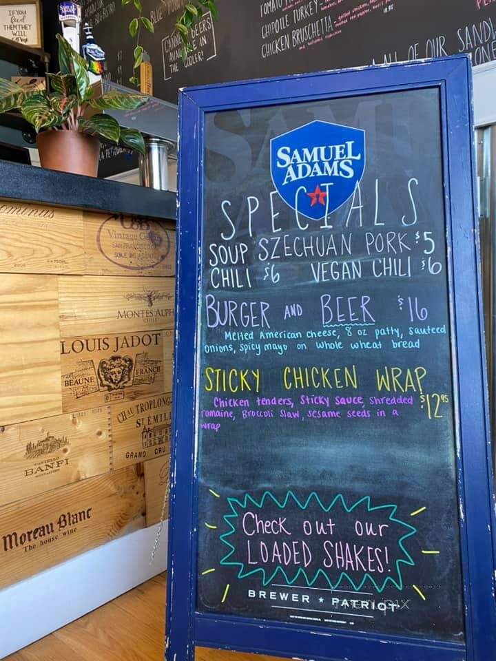 Lola's Cafe - New Paltz, NY menu_pic