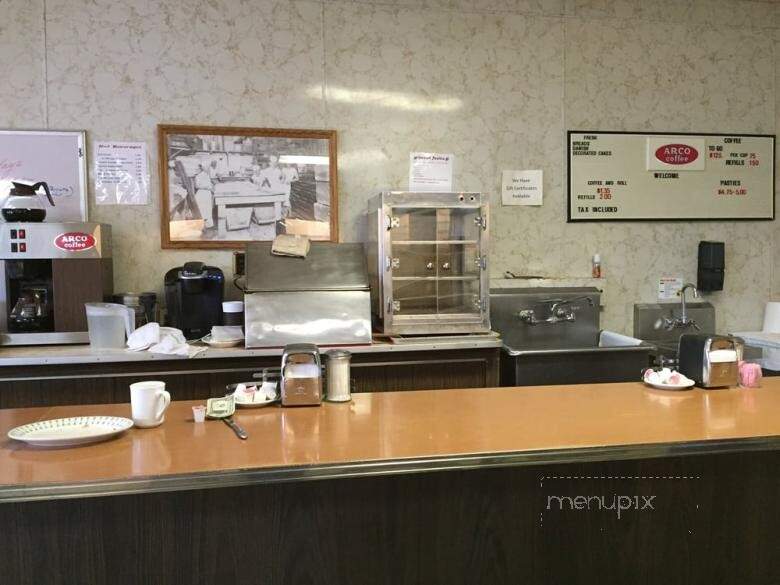 Randall Bakery - Wakefield, MI menu_pic