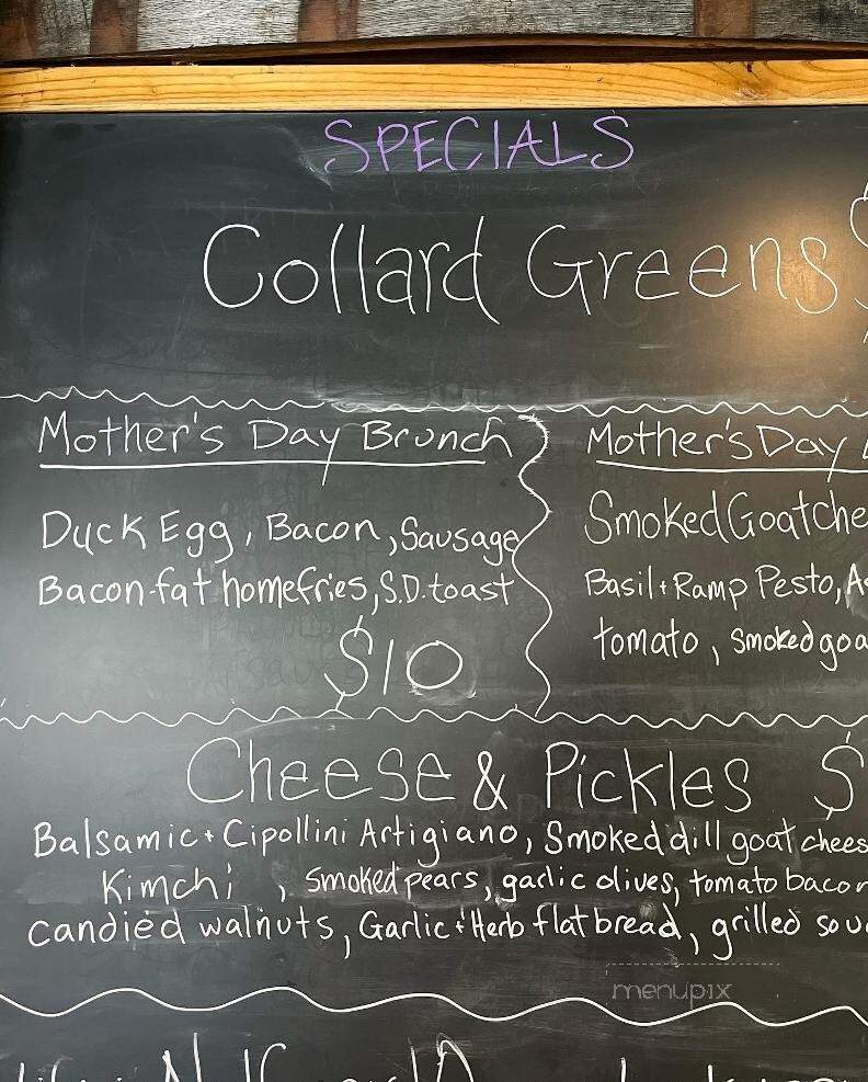 Smokin' Barrels BBQ - Barrington, NH menu_pic