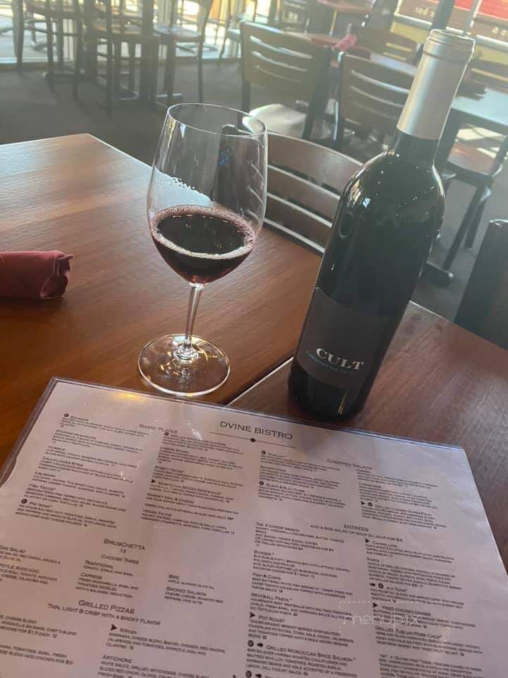 D Vine Wine Bar & Bistro - Mesa, AZ