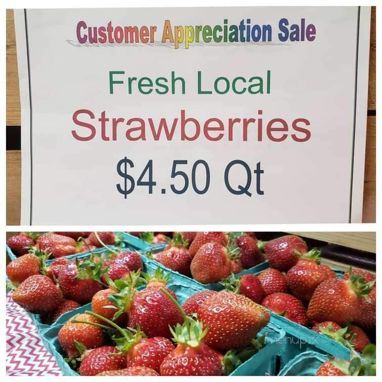 Green Ridge Country Market - Mifflinburg, PA menu_pic
